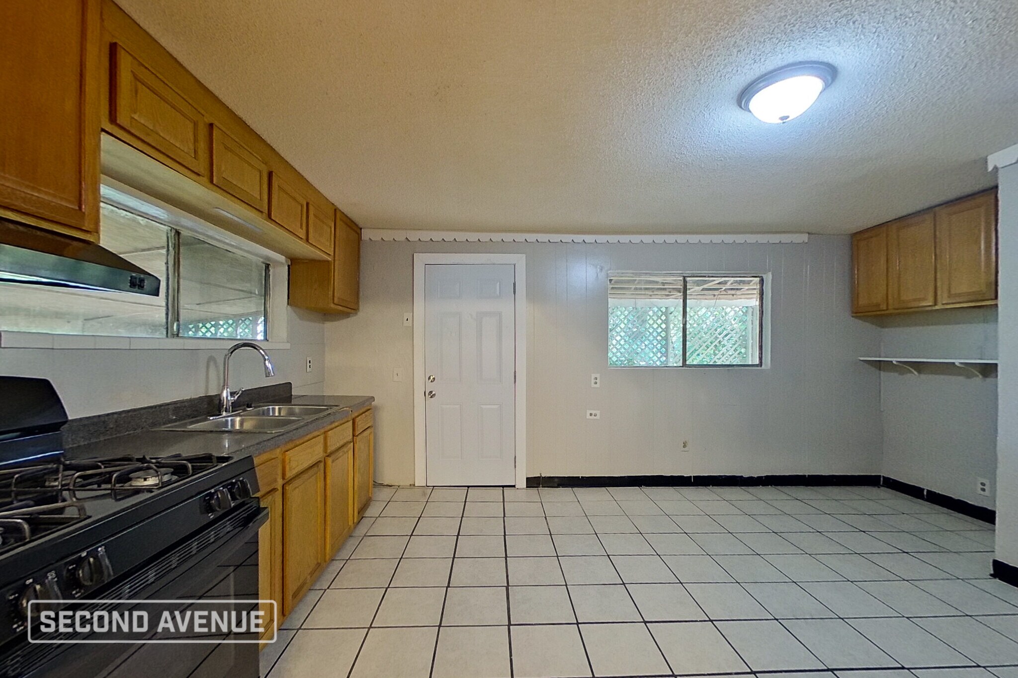 Building Photo - 1110 9th Ave