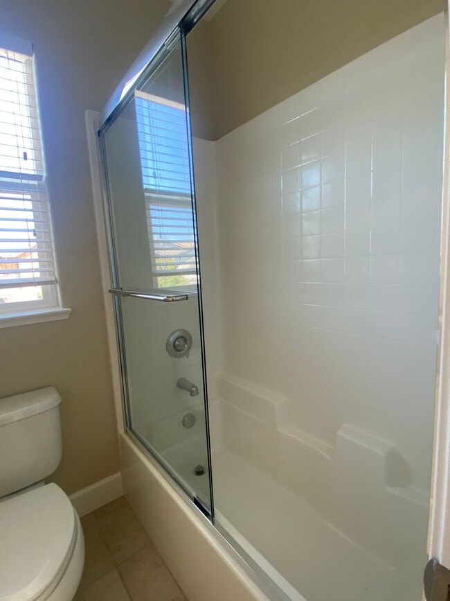 Building Photo - Dublin Ranch 4 Bed & Loft, 3 Bath, close t...