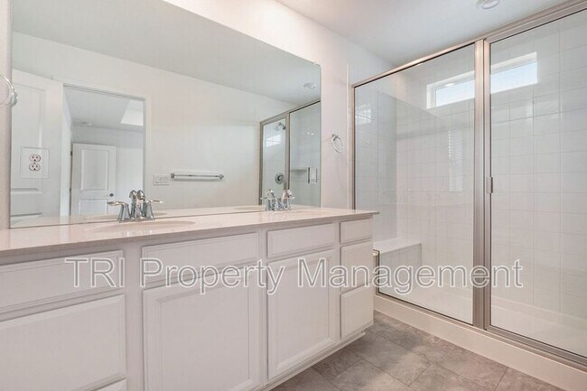 Building Photo - 2675 Painted Turtle Ave