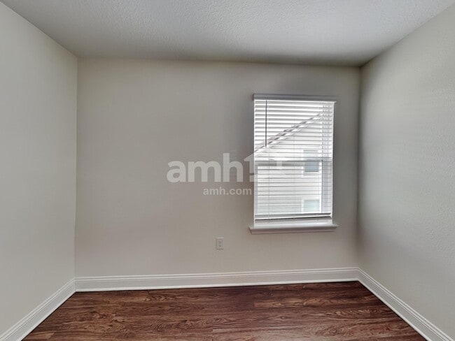 Building Photo - 2951 Hill Valley Ln