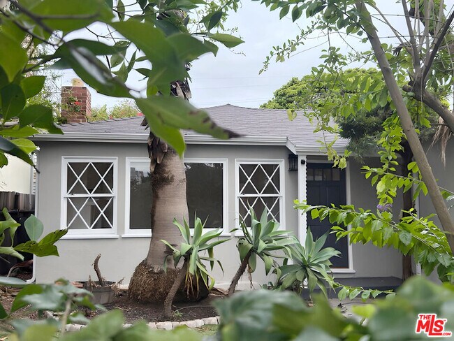 Building Photo - 3416 Boone Ave