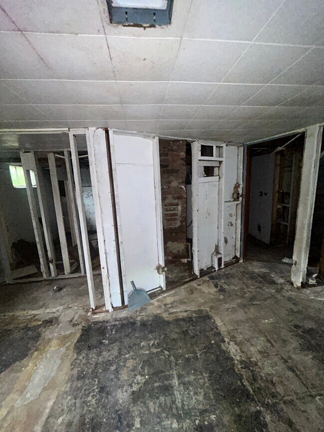 Building Photo - 17 Cahokia St