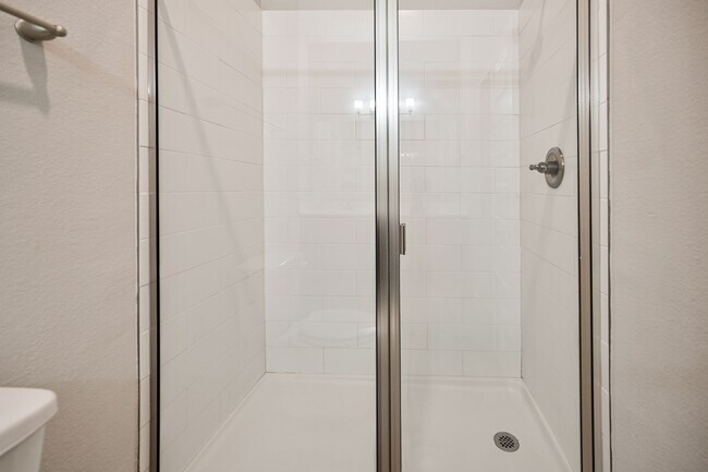 Building Photo - 127 Wickersham
