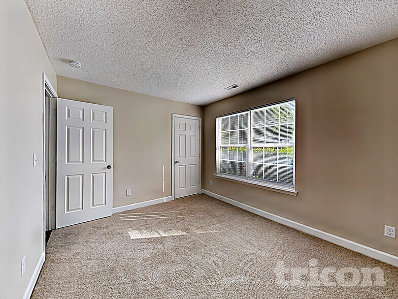 Building Photo - 11110 Nolet Ct