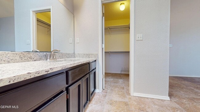 Building Photo - 7580 Plaza Taurina Dr