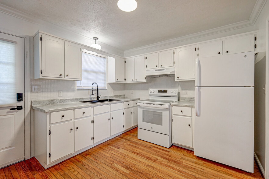 Building Photo - 5610 Obrien Ave