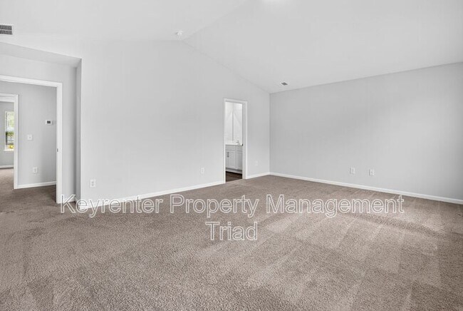 Building Photo - 5109 Black Frst Dr