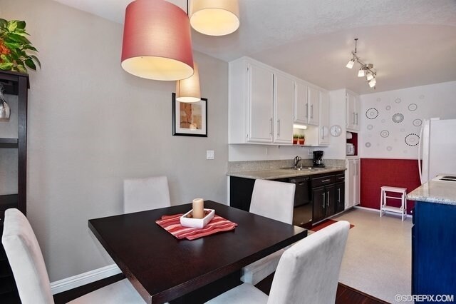 Building Photo - 5026 Collwood Way