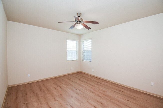 Building Photo - 2106 Harmon Crest Ct