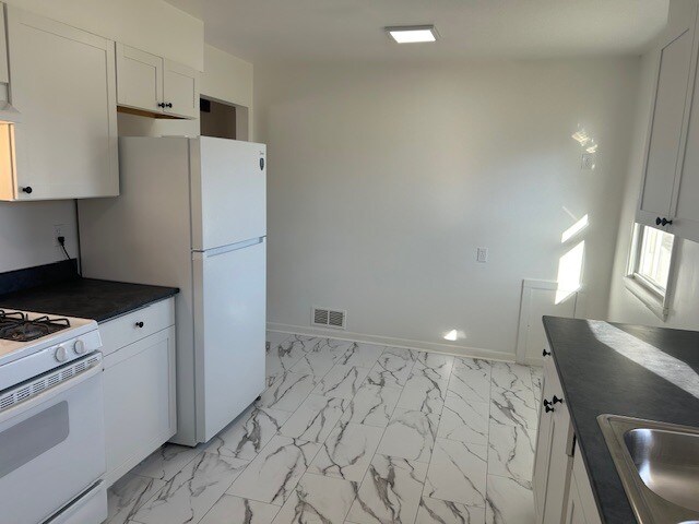 Building Photo - 731 Washington St