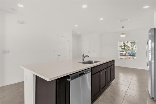 Building Photo - 1108 Sand Torch Cir