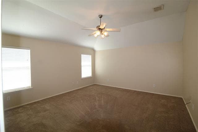 Building Photo - 209 Clydesdale St