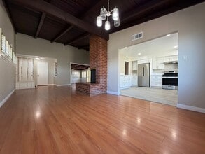 Building Photo - Stunning Mid-Century Modern Home  in Garden Grove