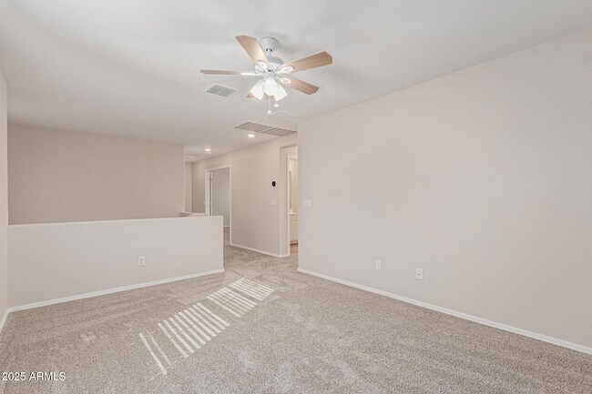 Building Photo - 16648 W Jenan Dr