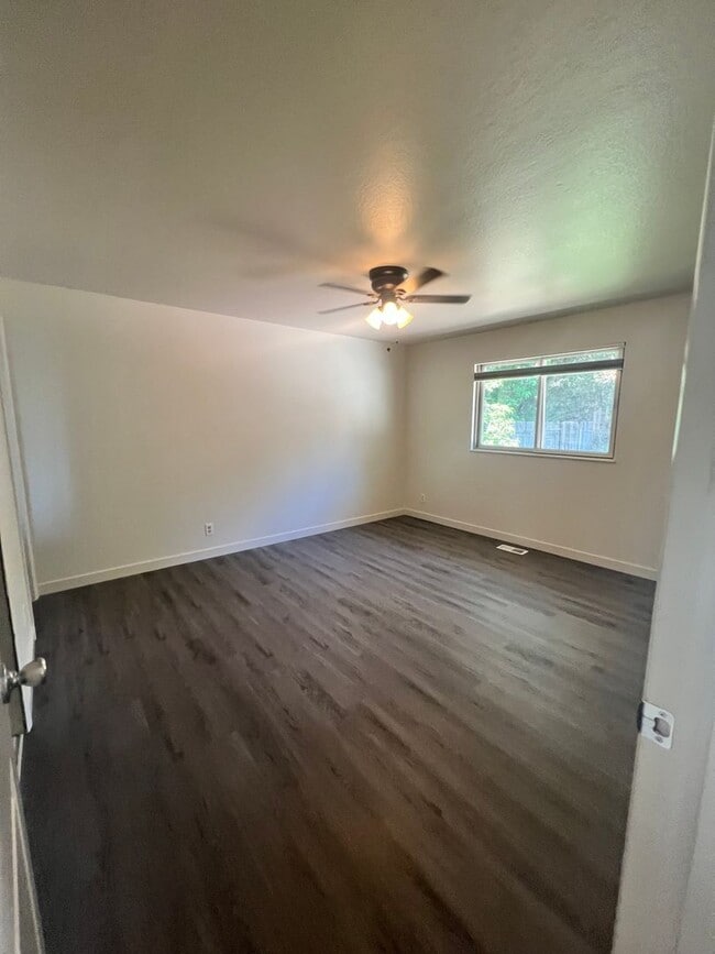 Building Photo - Perfect 3bd/2ba home in heart of Eagle, ID...