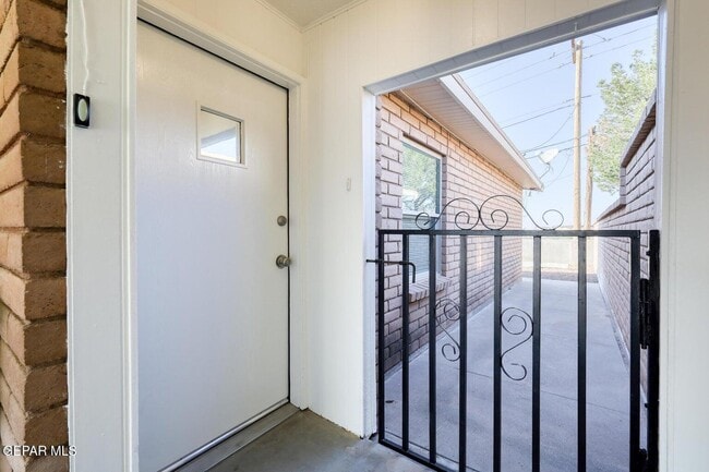 Building Photo - 293 Atlantic Rd