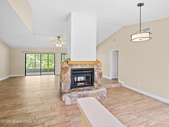 Building Photo - 3725 Laurette Rd