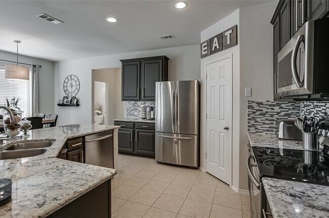 Building Photo - 5117 Sweetgum Ct