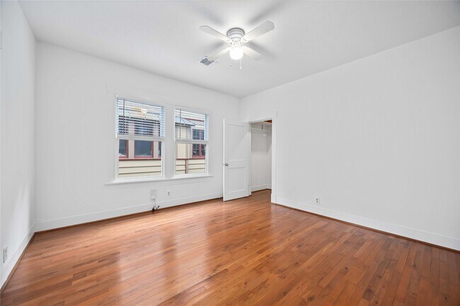 Building Photo - 2608 Morrison St