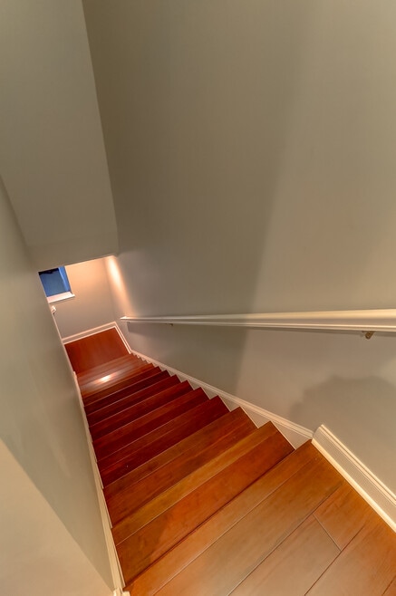 Building Photo - 2069 Kings Gate Ln