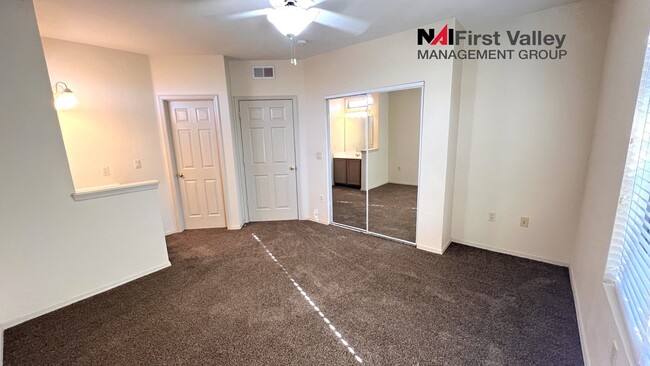 Building Photo - **Move In Special Half off first months re...