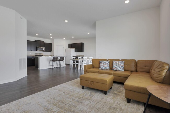 Building Photo - 567 Faulkner Dr