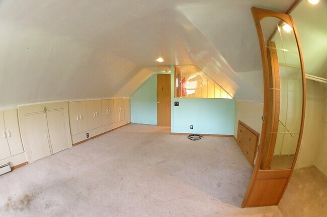 Building Photo - 1268 Ramona St SE