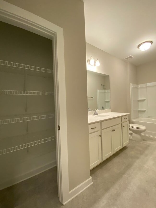 Building Photo - Home for Rent in Lincoln, AL!!!