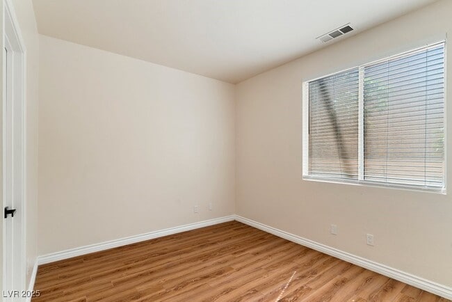 Building Photo - 8594 Lambert Dr