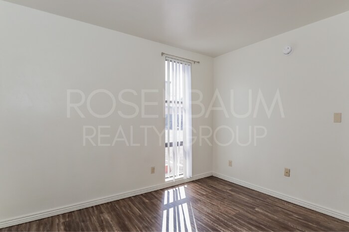 Building Photo - 770 N Dodge Blvd