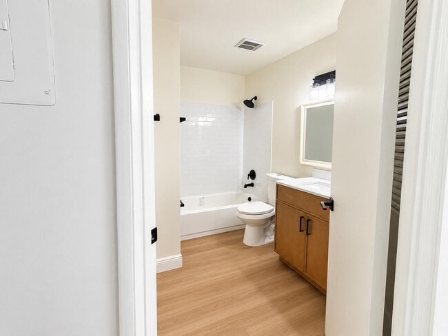 Building Photo - 1172 Coral Club Dr