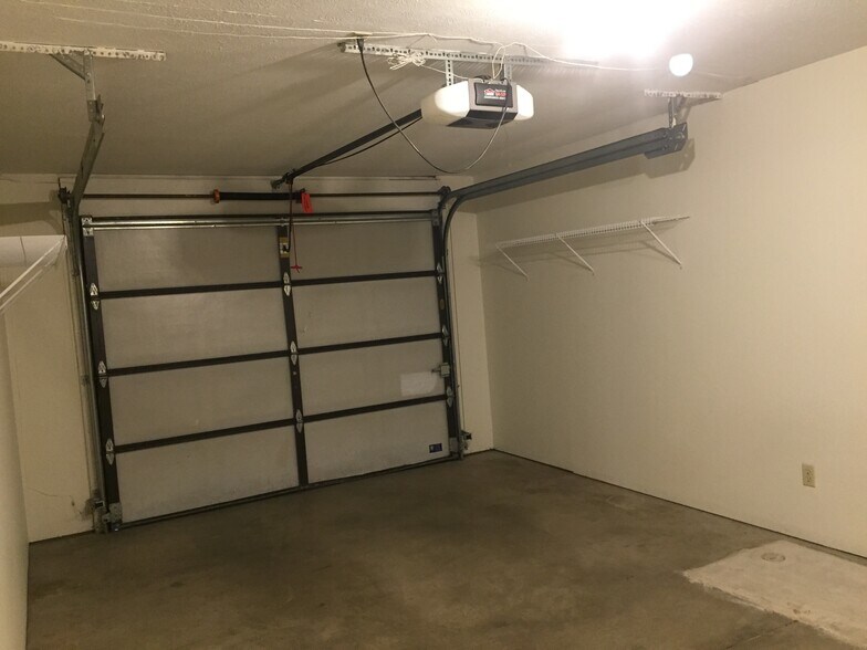 Attached garage with opener - 1232 Schneiders Crossing Rd NW