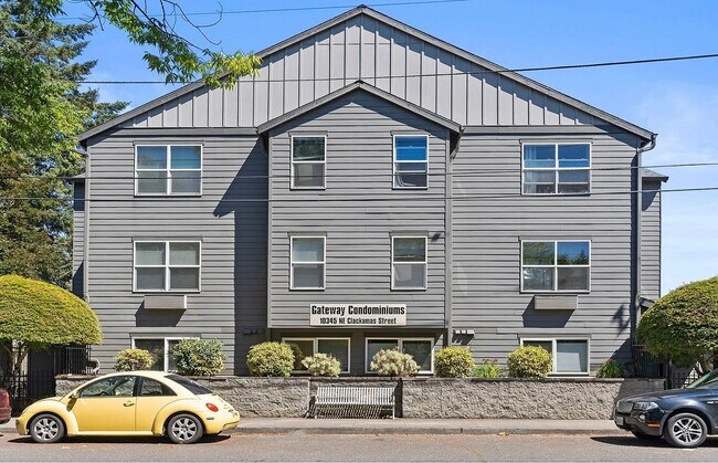 Building Photo - 10345 NE Clackamas St