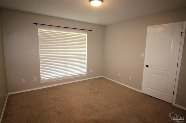 Building Photo - 1415 Cacao Ln