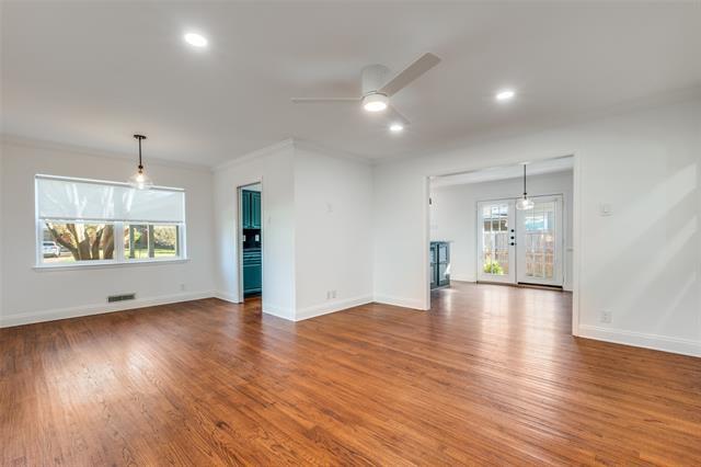 Building Photo - 7236 Wake Forrest Dr