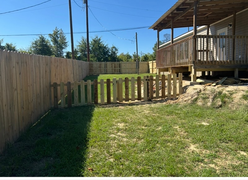 Building Photo - 2215 LA-134