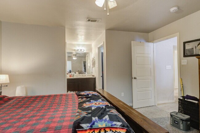 Building Photo - 4320 52nd St