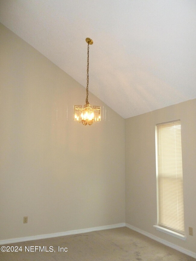 Building Photo - 8049 Kilwinning Ln