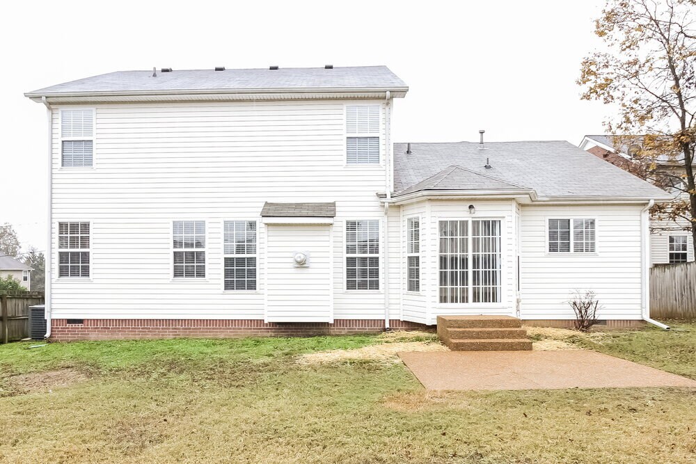 Building Photo - 214 Briarcotes Cir