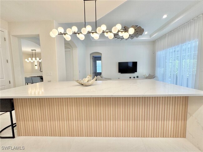 Building Photo - 12667 Biscayne Ct