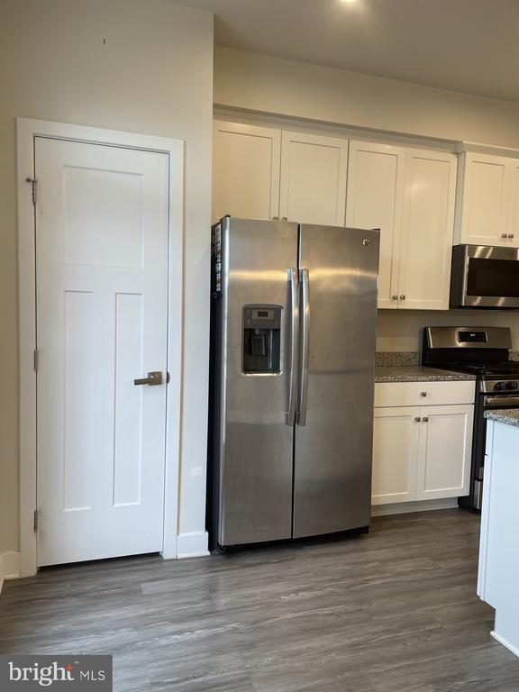 Building Photo - 6415 Ballenger Run Blvd