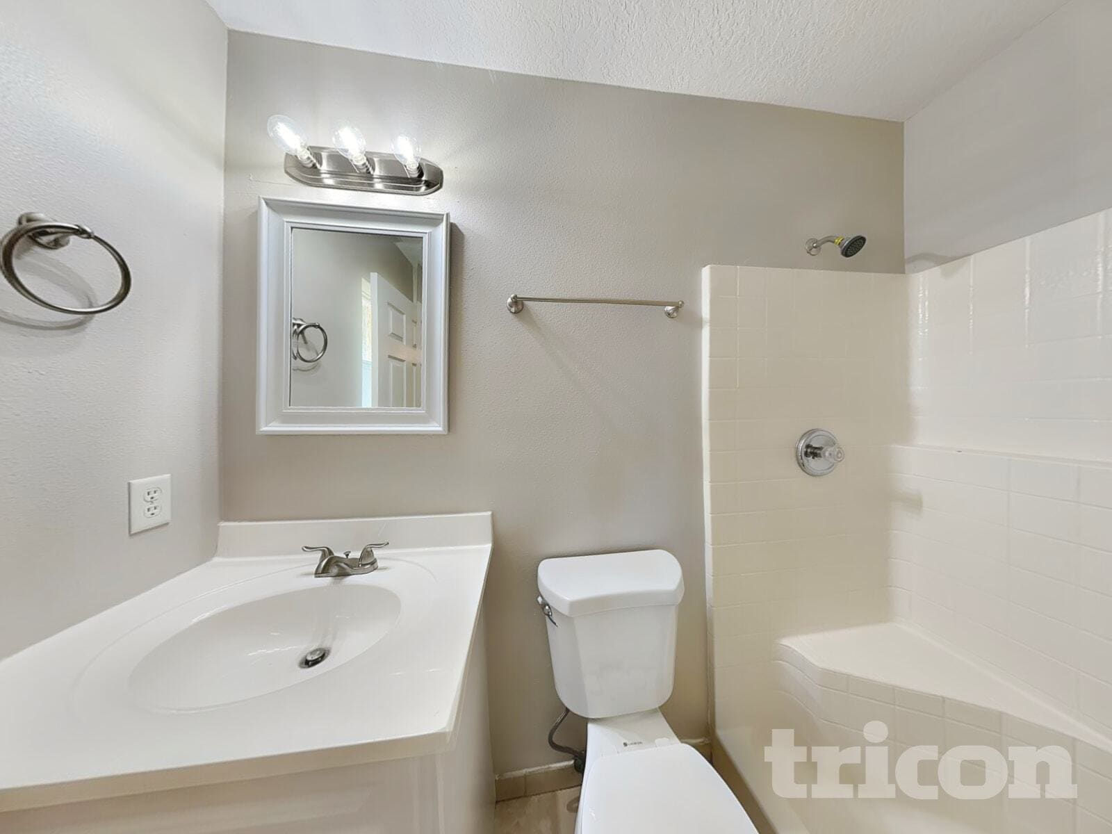 Building Photo - 505 22nd Terrace E