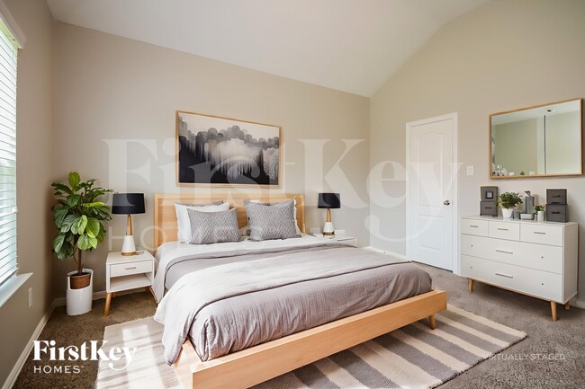 Building Photo - 3811 Hunters Trail