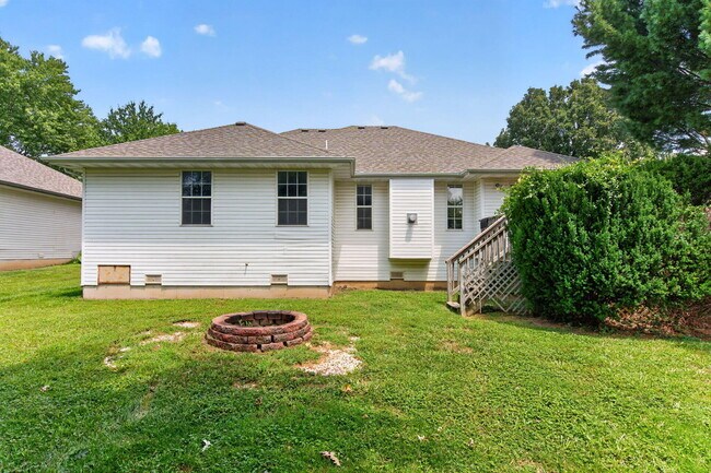 Building Photo - 1006 Cobblefield Way