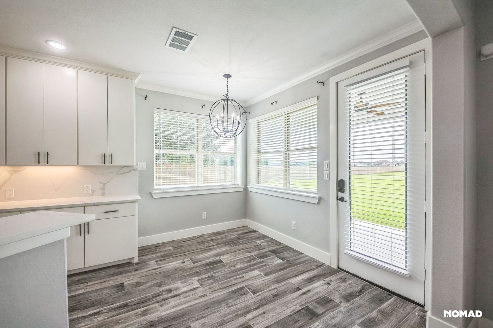 Building Photo - 1420 Palomino Trail