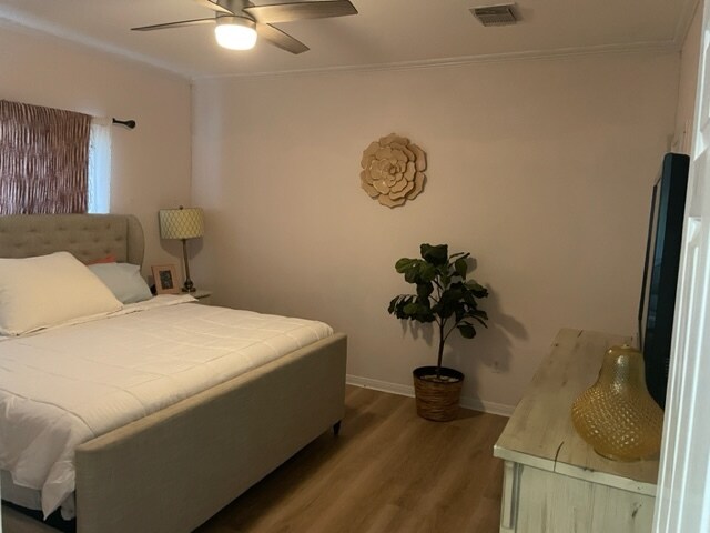 Master Bedroom - 1104 Buffalo Gap Rd