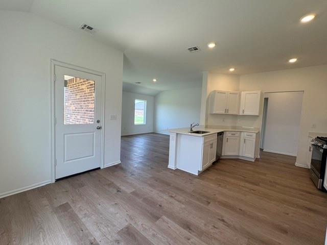 Building Photo - 16217 Maroon Dr