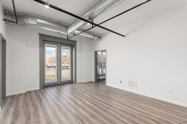 Building Photo - The Residences at 218 E Main St