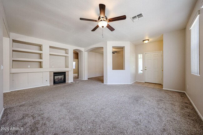 Building Photo - 8442 W Mary Ann Dr