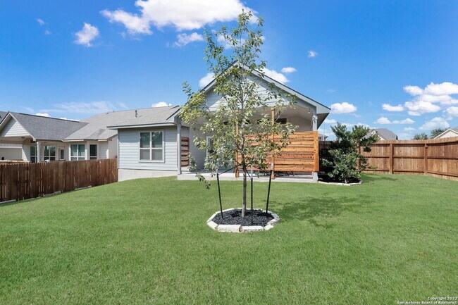 Building Photo - 1525 Cawdon Park